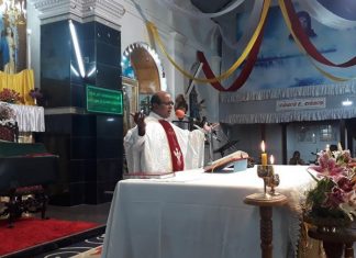 கலைஞர் ஆன்மாவுக்கு சிறப்பு திருப்பலி